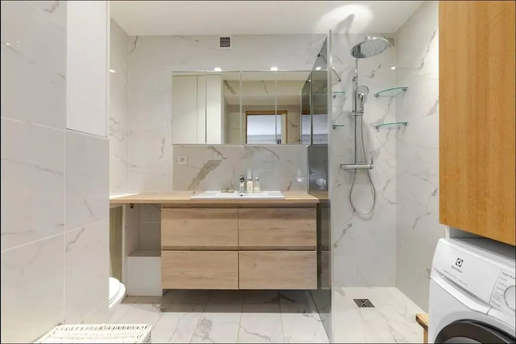 Passy/Ranelagh : Superbe Appartement Avec Terrasse Paryż